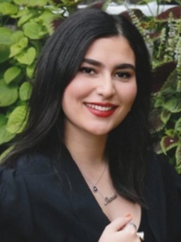  Shadi Seifouri