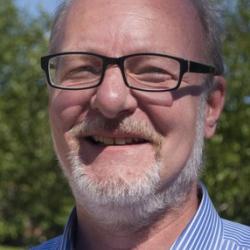Dr Martin Ennis